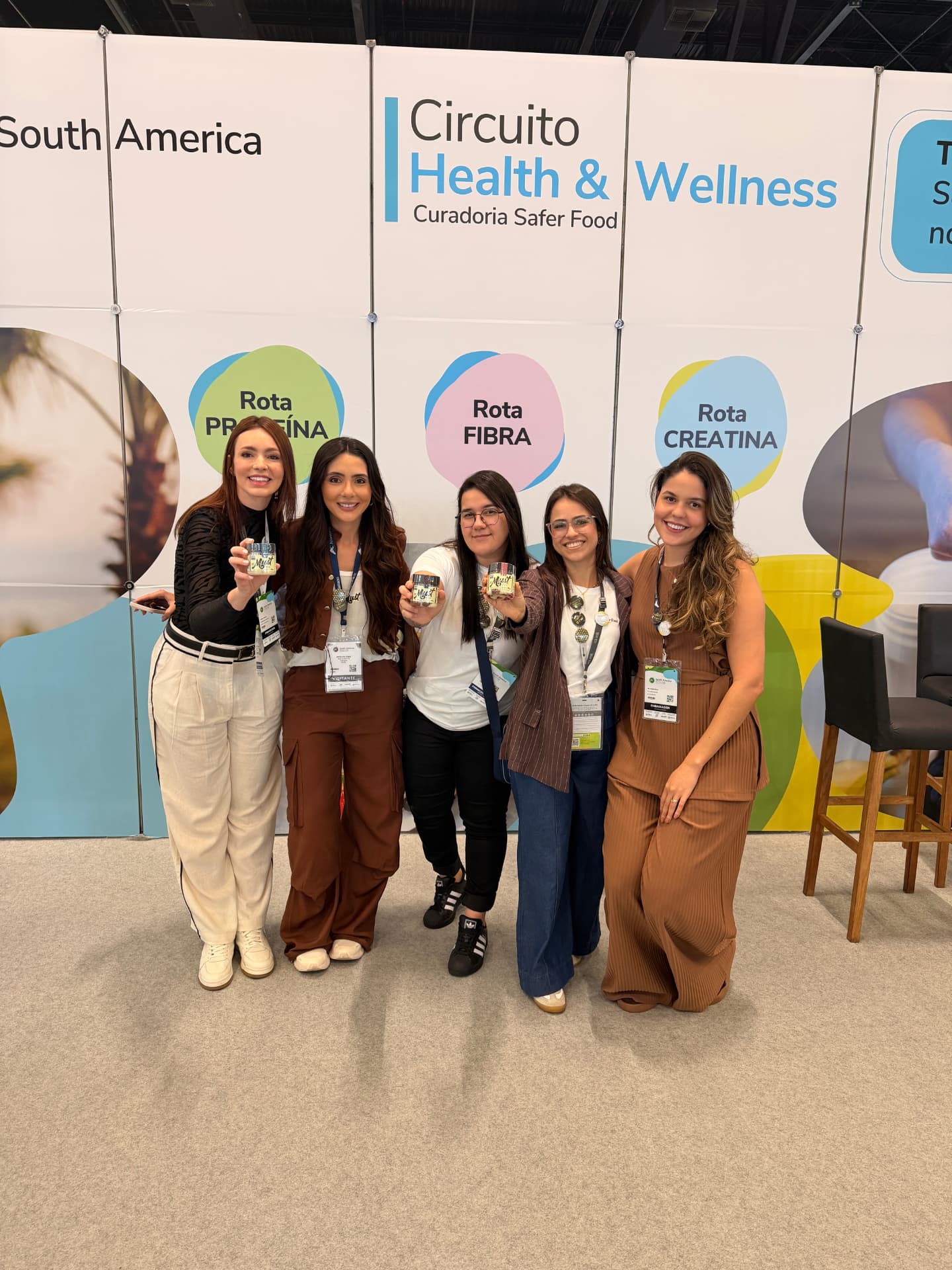 Equipe Safer Food com o time da Must